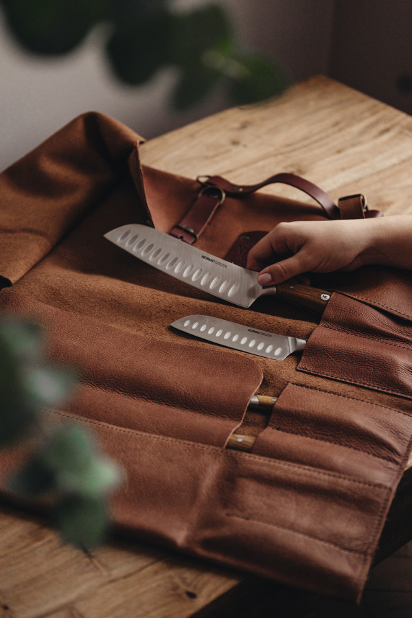 KNIFE ROLL BAG, leather brown_