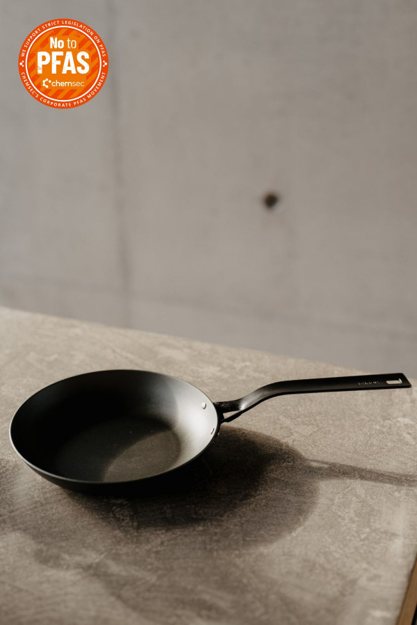FRYING PAN 24 cm Blacksteel Pro_